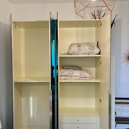 Joy House -Central City Near Metro Arco Della Pace Brera-Entire Apartment Perfect For Work & Play, Nightlife With Ac & Fast Wifi Welcome To The Cool Joy House! Milán Exteriér fotografie