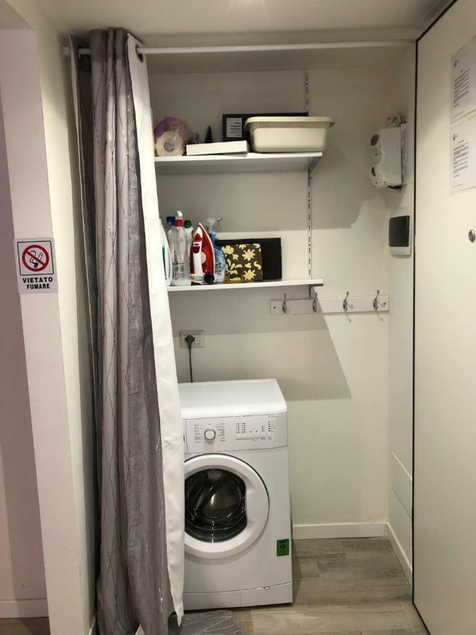 Joy House -Central City Near Metro Arco Della Pace Brera-Entire Apartment Perfect For Work & Play, Nightlife With Ac & Fast Wifi Welcome To The Cool Joy House! Milán Exteriér fotografie