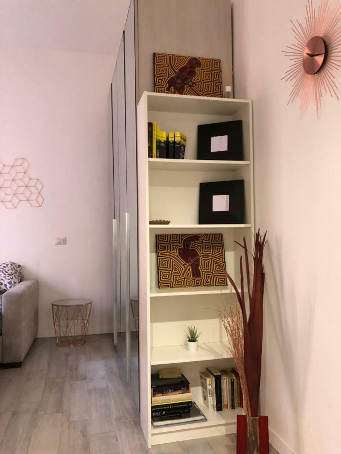 Joy House -Central City Near Metro Arco Della Pace Brera-Entire Apartment Perfect For Work & Play, Nightlife With Ac & Fast Wifi Welcome To The Cool Joy House! Milán Exteriér fotografie